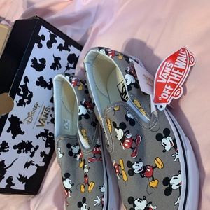 BRAND NEW Mickey Vans with Tags